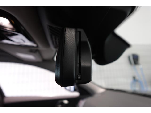 １シリーズ １２０ｄ　元デモカー　テクノロジーパッケージ　全方位カメラ　ヘッドアップディスプレイ　ワイヤレスチャージング　シートヒーター　ブラインドスポットモニター　電動リアゲート　アダプティブヘッドライト　認定中古車（46枚目）