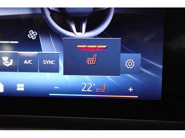 １シリーズ １２０ｄ　元デモカー　テクノロジーパッケージ　全方位カメラ　ヘッドアップディスプレイ　ワイヤレスチャージング　シートヒーター　ブラインドスポットモニター　電動リアゲート　アダプティブヘッドライト　認定中古車（54枚目）