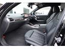 ３２０ｄｘＤｒｉｖｅツーリングＭスポーツハイラインＰ　下取車　ワンオーナー車両　後期型　ハイラインパッケージ　コンフォートパッケージ　５０周年エンブレム　ワイヤレスチャージング　全方位カメラ　ヘッドアップディスプレイ　シートヒーター　純正１８インチＡＷ（21枚目）