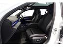 ■Innovection BMWオリジナル・ボディ・コーティング新車時の深い光沢と重厚な艶をいつまでも。革新的な(Innovative)リアクティブポリマー技術により、塗装面を長期間保護します。