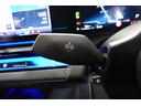 ドイツ本社と同様の教育、訓練を受けたBMW専門のメカニックが100項目にも上がるポイントを徹底的にチェック。交換基準に達した部品があればBMW純正部品を使用し整備した後にお客様に引渡しとなります。