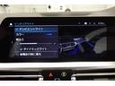 ドイツ本社と同様の教育、訓練を受けたBMW専門のメカニックが100項目にも上がるポイントを徹底的にチェック。交換基準に達した部品があればBMW純正部品を使用し整備した後にお客様に引渡しとなります。