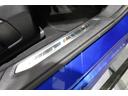 ドイツ本社と同様の教育、訓練を受けたBMW専門のメカニックが100項目にも上がるポイントを徹底的にチェック。交換基準に達した部品があればBMW純正部品を使用し整備した後にお客様に引渡しとなります。