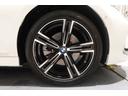 ■Innovection BMWオリジナル・ボディ・コーティング新車時の深い光沢と重厚な艶をいつまでも。革新的な(Innovative)リアクティブポリマー技術により、塗装面を長期間保護します。