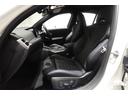 ■Innovection BMWオリジナル・ボディ・コーティング新車時の深い光沢と重厚な艶をいつまでも。革新的な(Innovative)リアクティブポリマー技術により、塗装面を長期間保護します。