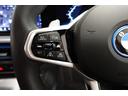 ドイツ本社と同様の教育、訓練を受けたBMW専門のメカニックが100項目にも上がるポイントを徹底的にチェック。交換基準に達した部品があればBMW純正部品を使用し整備した後にお客様に引渡しとなります。