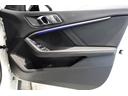 ■Innovection BMWオリジナル・ボディ・コーティング新車時の深い光沢と重厚な艶をいつまでも。革新的な(Innovative)リアクティブポリマー技術により、塗装面を長期間保護します。