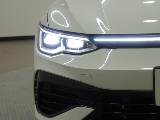 ゴルフＲ ２０イヤーズ　ＶＷ認定中古車　純正ナビ　バックカメラ　ブラインドスポットモニター　ＬＥＤヘッドライト　運転席パワーシート　シートヒーター　デジタルメーター　スペアキー　純正アルミホイール（12枚目）