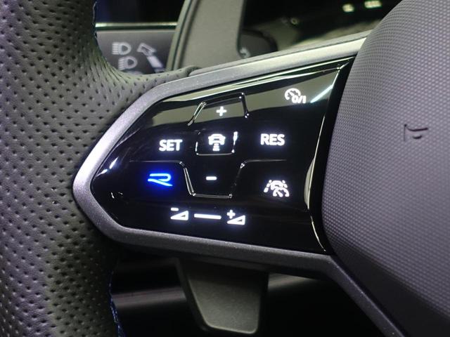 ゴルフＲ ２０イヤーズ　ＶＷ認定中古車　純正ナビ　バックカメラ　ブラインドスポットモニター　ＬＥＤヘッドライト　運転席パワーシート　シートヒーター　デジタルメーター　スペアキー　純正アルミホイール（22枚目）