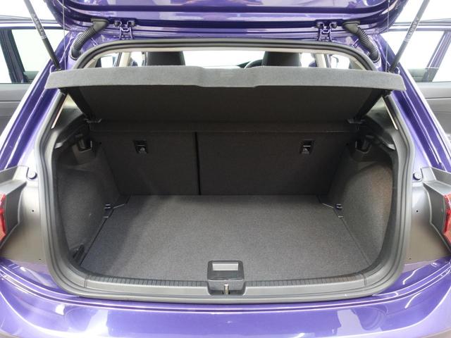 ポロ TSIスタイル VW認定中古車 純正ナビ 置くだけ充電 パークアシスト BSM LEDヘッドライト クルーズコントロール ETC 純正アルミホイール(11枚目)
