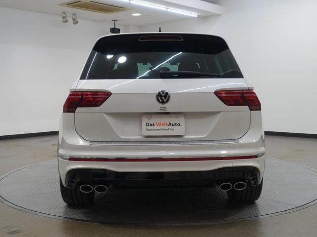 ティグアン R VW認定中古車 純正ナビ フルセグTV パノラマモニター BSM パワーバックドア BSM シートヒーター デジタルメーター 100V電源 スペアキー LEDヘッドライト 純正アルミホイール(4枚目)