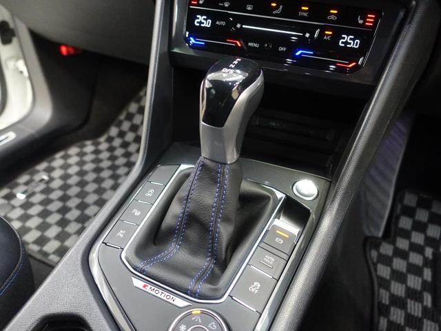 ティグアン R VW認定中古車 純正ナビ フルセグTV パノラマモニター BSM パワーバックドア BSM シートヒーター デジタルメーター 100V電源 スペアキー LEDヘッドライト 純正アルミホイール(18枚目)