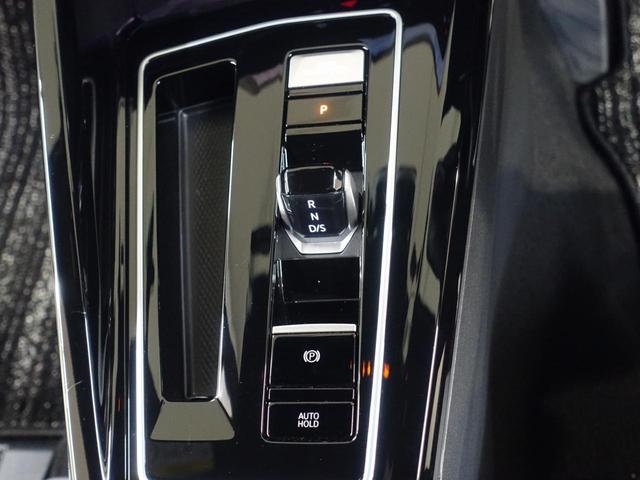 電動パーキングにブレーキホールドも付いております！