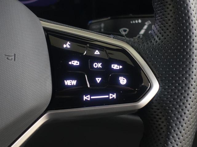 メーター周りの操作もステアリングスイッチでラクラク！