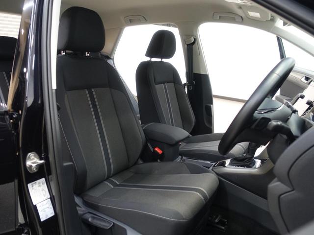 Ｔ－ロック ＴＳＩ　スタイルデザインパッケージ　ＶＷ認定中古車　ワンオーナー　純正ナビ　バックカメラ　パワーバックドア　ブラインドスポットモニター　クルーズコントロール　スペアキー　デジタルメーター　ＬＥＤヘッドライト　ＥＴＣ　純正アルミホイール（7枚目）