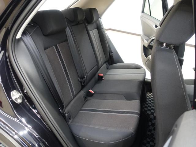 Ｔ－ロック ＴＳＩ　スタイルデザインパッケージ　ＶＷ認定中古車　ワンオーナー　純正ナビ　バックカメラ　パワーバックドア　ブラインドスポットモニター　クルーズコントロール　スペアキー　デジタルメーター　ＬＥＤヘッドライト　ＥＴＣ　純正アルミホイール（8枚目）