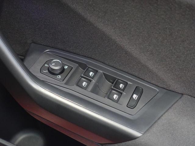 T-ロック TDI スタイルデザインパッケージ VW認定中古車 ワンオーナー 純正ナビ バックカメラ パワーバックドア ブラインドスポットモニター クルーズコントロール スペアキー デジタルメーター LEDヘッドライト ETC 純正アルミホイール(24枚目)