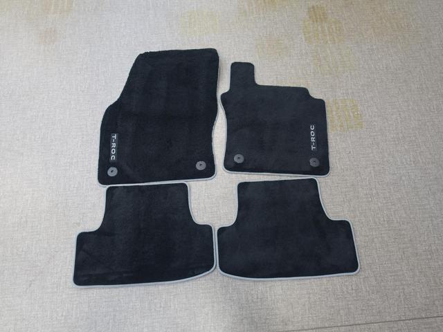 T-ロック TDI スタイルデザインパッケージ VW認定中古車 ワンオーナー 純正ナビ バックカメラ パワーバックドア ブラインドスポットモニター クルーズコントロール スペアキー デジタルメーター LEDヘッドライト ETC 純正アルミホイール(36枚目)