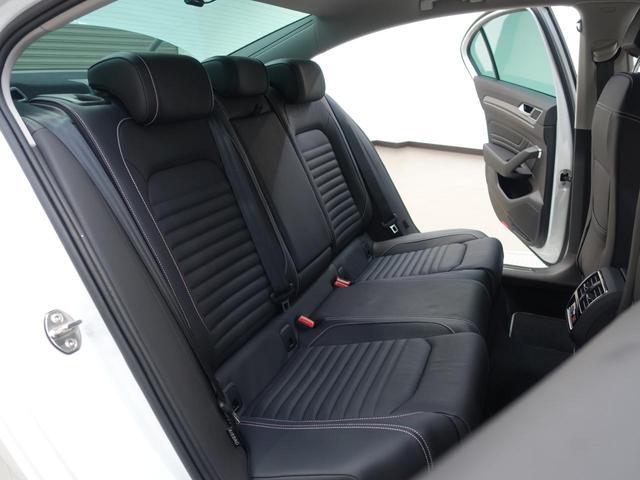 パサート TDIエレガンスアドバンス VW認定中古車 純正ナビ アラウンドビューモニター D席パワーシート ブラインドスポットモニター パワーバックドア LEDヘッドライト ETC スペアキー デジタルメーター 純正アルミホイール(8枚目)