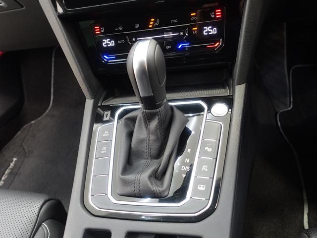 パサート TDIエレガンスアドバンス VW認定中古車 純正ナビ アラウンドビューモニター D席パワーシート ブラインドスポットモニター パワーバックドア LEDヘッドライト ETC スペアキー デジタルメーター 純正アルミホイール(17枚目)