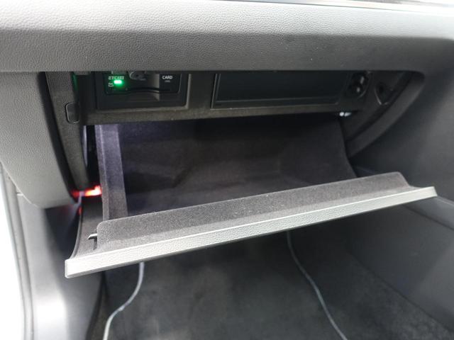 パサート TDIエレガンスアドバンス VW認定中古車 純正ナビ アラウンドビューモニター D席パワーシート ブラインドスポットモニター パワーバックドア LEDヘッドライト ETC スペアキー デジタルメーター 純正アルミホイール(28枚目)