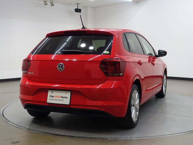 ポロ TSIハイライン VW認定中古車 純正ナビ バックカメラ ブラインドスポットモニター コーナーセンサー LEDヘッドライト クルーズコントロール 純正アルミホイール ETC(6枚目)