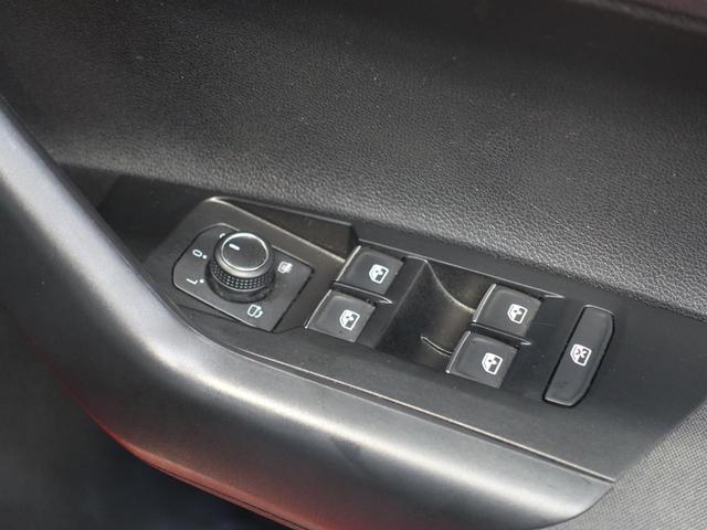 ポロ TSIハイライン VW認定中古車 純正ナビ バックカメラ ブラインドスポットモニター コーナーセンサー LEDヘッドライト クルーズコントロール 純正アルミホイール ETC(24枚目)