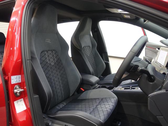 �����̂��q�l�ɂ��̔��\�ł��B�t�H���N�X���[�Q���a�̎R�����܂ł��⍇�����������B