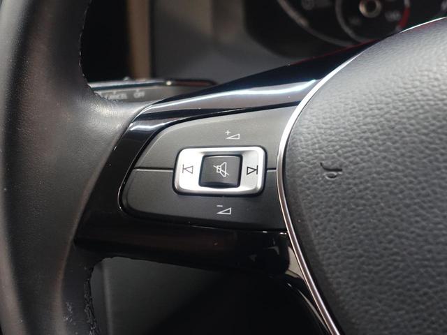 �n���h���ɂ̓I�[�f�B�I�̃{�����[����I�Ȃ̑��삪�o����X�e�A�����O�X�C�b�`�t�I�����ړ������Ȃ����S��������ł��I