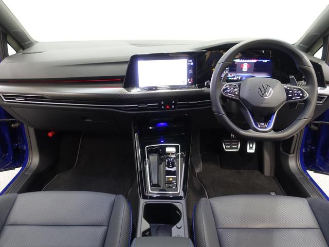 �V�b�N�ȐF�����̃t�����g���I