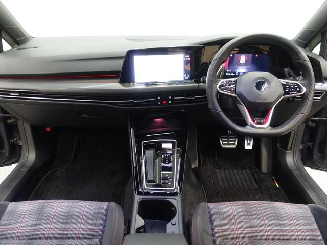 �V�b�N�ȐF�����̃t�����g���