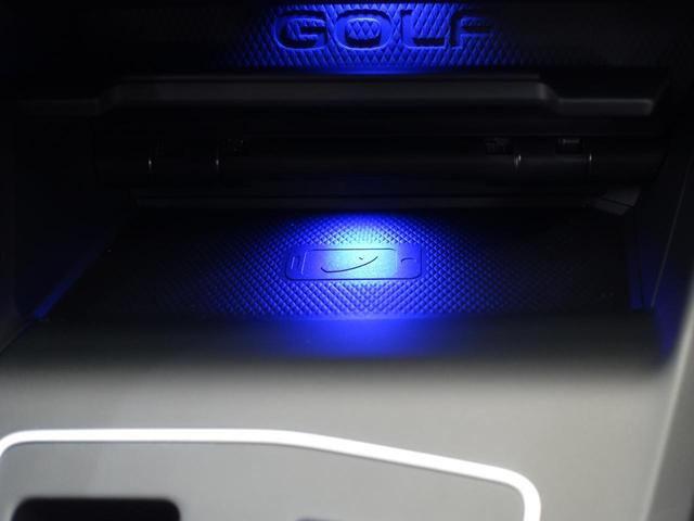 �[����u�������ŏ[�d���ł���̂ŁA�P�[�u����T������ڑ������肷���Ԃ��ȗ��ł��܂��B