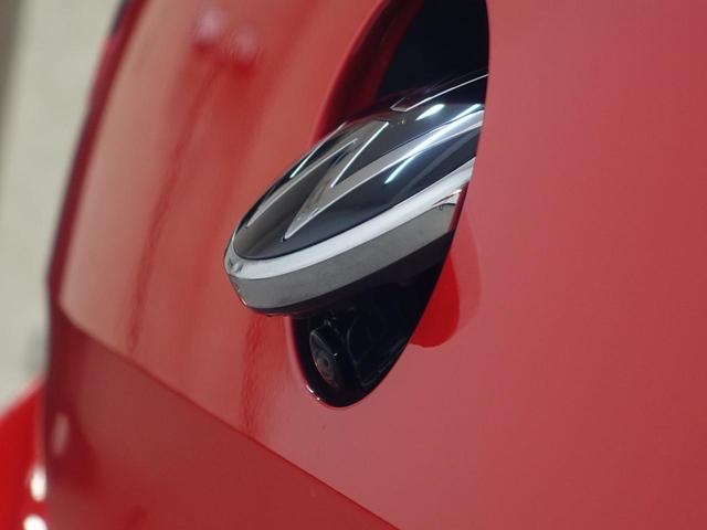 �o�b�N���j�^�[�t���Ȃ̂ŎԌɓ�������S