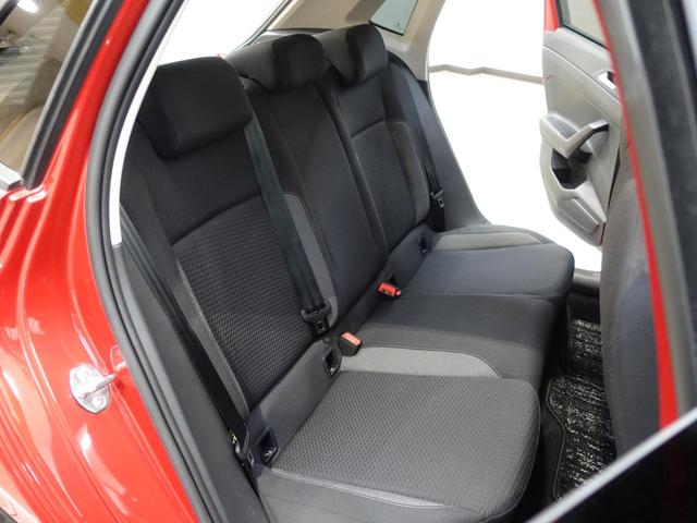 ���ЃN���[�j���O�H��ɂĂ܂�܂�N���[�j���O���s���A�����O���G���W�����[���〈���Ȃ��ו��܂ł��܂Ȃ���򂵂Ă���܂��B