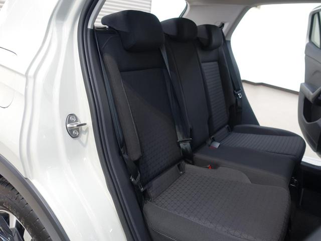 ���ЃN���[�j���O�H��ɂĂ܂�܂�N���[�j���O���s���A�����O���G���W�����[���〈���Ȃ��ו��܂ł��܂Ȃ���򂵂Ă���܂��B