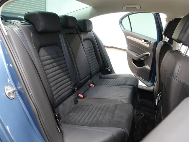 ���ЃN���[�j���O�H��ɂĂ܂�܂�N���[�j���O���s���A�����O���G���W�����[���〈���Ȃ��ו��܂ł��܂Ȃ���򂵂Ă���܂��B