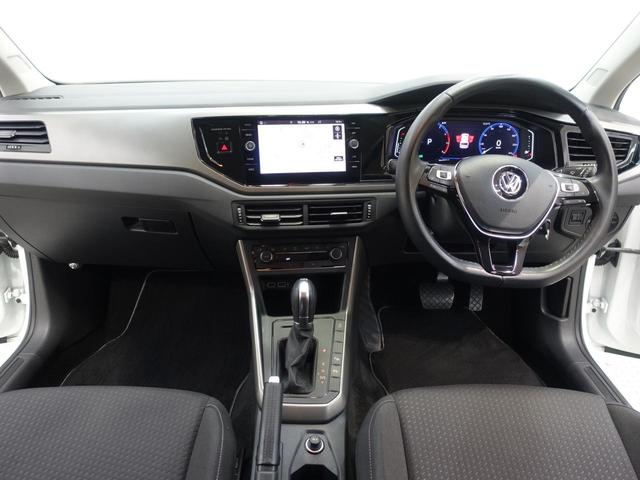 �V�b�N�ȐF�����̃t�����g���