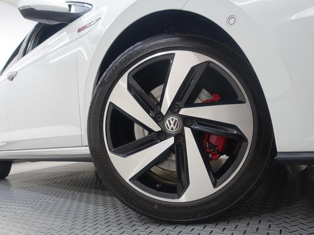 �X�|�[�e�B�ȃf�U�C���̏����A���~�z�C�[�������ł��I�������H�𑖂�ۂɂ��������V�b�J���x���Ă���܂��I