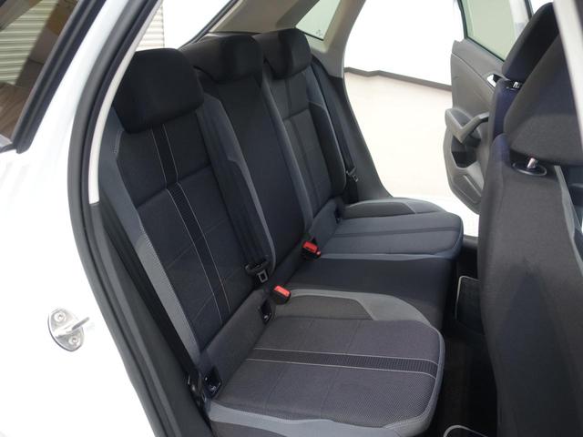 ���ЃN���[�j���O�H��ɂĂ܂�܂�N���[�j���O���s���A�����O���G���W�����[���〈���Ȃ��ו��܂ł��܂Ȃ���򂵂Ă���܂��B