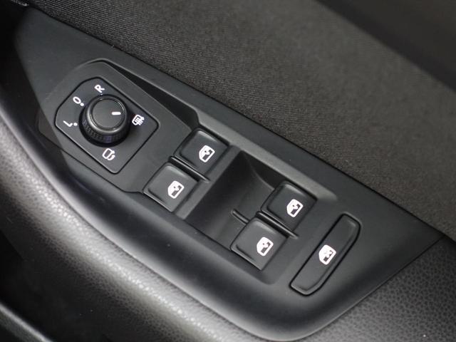ＴＳＩコンフォートライン　フォルクスワーゲン認定中古車保証付き　ナビオプション　ＬＥＤヘッドライトオプション　バックカメラ　ブラインドスポットモニター　Ｂｌｕｅｔｏｏｔｈ　スペアキー　純正アルミホイール　ワンオーナー（画像20）