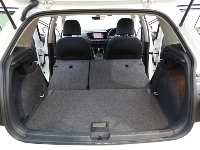 ＴＳＩ　Ｒライン　フォルクスワーゲン認定中古車保証付き　ナビオプション　セーフティーパッケージ　ＬＥＤヘッドライト　　バックカメラ　ブラインドスポットモニター　Ｂｌｕｅｔｏｏｔｈ　スペアキー　純正アルミホイール（画像10）