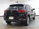Ｔ－ロック ＴＳＩ　スタイルデザインパッケージ　ＶＷ認定中古車　ワンオーナー　純正ナビ　バックカメラ　パワーバックドア　ブラインドスポットモニター　クルーズコントロール　スペアキー　デジタルメーター　ＬＥＤヘッドライト　ＥＴＣ　純正アルミホイール（6枚目）