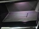 端末を置くと充電ができるので、ケーブルを探したり接続したりする手間を省略できます。