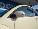 VOLKSWAGEN NEW BEETLE