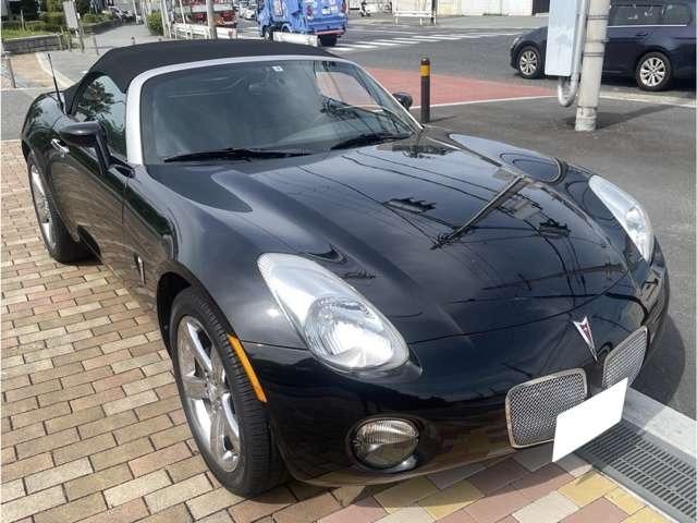 ポンテアックソルスティス ベースグレード　幌付き（2枚目）