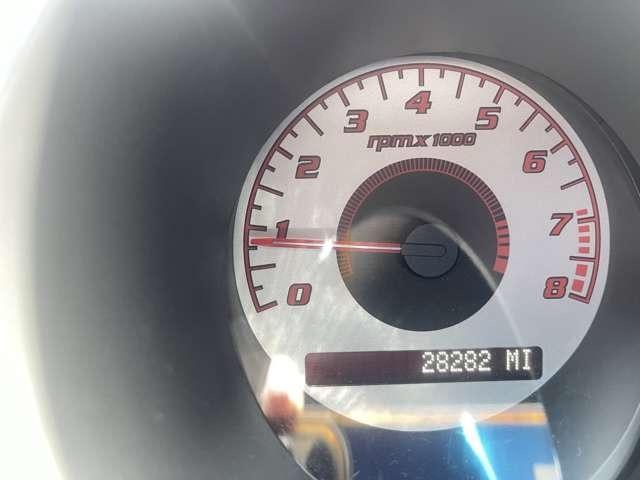 ポンテアックソルスティス ベースグレード　幌付き（8枚目）