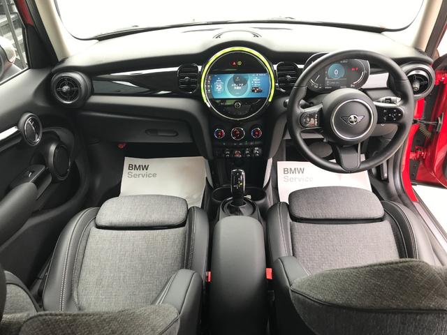 アクティブクルーズコントロール アップルカープレイ bluetooth ETC搭載車 バックカメラ リア障害物センサー オートライト オートワイパー 電子シフト マルチファンクションステアリング(14枚目)