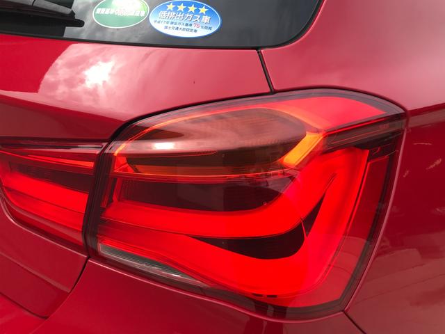 118i スポーツ 純正ナビ マルチファンクションステアリング 走行切り替えモード bluetooth搭載車両 バックカメラ バックモニター ETC搭載付きルームミラー LEDヘッドライト プラスPKG 純正クロスシート(64枚目)