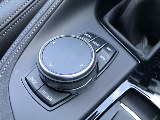 xDrive 18d xライン ミネラルホワイト コンフォートPKG Xライン 純正ナビ 純正18インチアルミホイール ETC搭載付きルームミラー 電動リアゲート 純正クロスシートオートエアコン プログラマブルボタン 床下収納(29枚目)