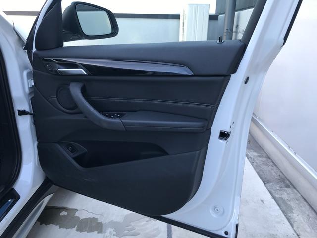xDrive 18d xライン ミネラルホワイト コンフォートPKG Xライン 純正ナビ 純正18インチアルミホイール ETC搭載付きルームミラー 電動リアゲート 純正クロスシートオートエアコン プログラマブルボタン 床下収納(50枚目)